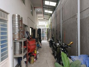 Giảm 1.2 tỷ Nhà trọ vuông 3T mặt tiền Thạnh Lộc 48 Q12, 181m2, 7.4x25m