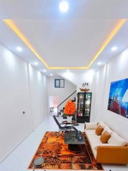 Giảm 900tr Nhà mặt tiền 2T hậu nở Đường 27 GV, 50m2, 4x14m
