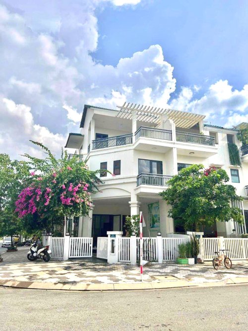 Rẻ! Biệt thự 2 tầng 142m2, Đ.10m SENTURA Vườn Lài 1x tỷ