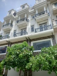 Nhà Vuông 5 tầng Thạnh Lộc 47 Q12, 51m2, 4x13m chỉ 4.x tỷ