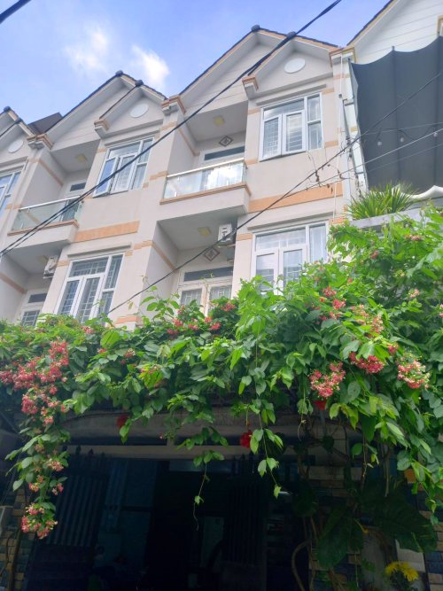 Giảm 700tr! Nhà Vuông 3 tầng 56m2, Đ.6m An Phú Đông 9 Q12