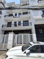 nhà mới Vuông 4 tầng 82m2, Đ.5m Tô Ngọc Vân Q12