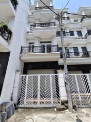 mới xây Vuông 4 tầng 122m2, Đ.5m Tô Ngọc Vân Q12