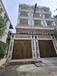 Giảm 1 tỷ Nhà Vuông 5 tầng sát Vạn Phúc City TD, 57m2, 4x14m