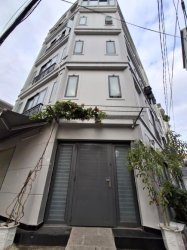 Giảm 700tr Nhà trọ 2 mặt thoáng hậu nở 4T Dương Quảng Hàm GV, 67m2, 8x12.5m