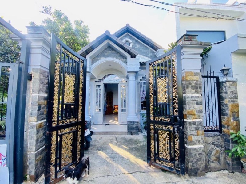Nhà vườn 2 tầng 270m2, nở hậu, Đ.4m Hà Huy Giáp Q12