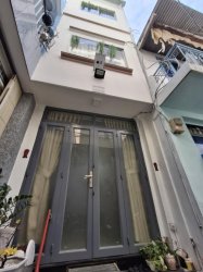 Giảm 50tr! Nhà 3T sàn 39m2, N.hậu, Đ.2m Quang Trung QV