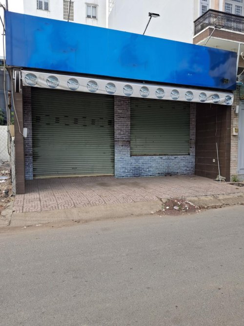 Nhà mặt tiền C4 136m2, Vuông, Đ.8m Đ. 59 GV