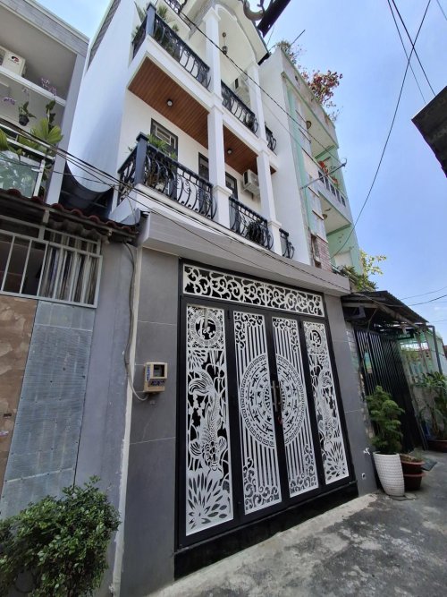 Nhà Vuông 4 tầng 47m2, Đ.3m Phạm Văn Chiêu GV