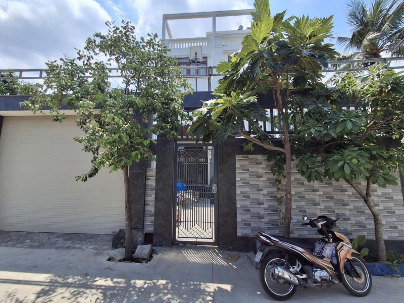 Giảm 700tr! Villa 4 tầng 191m2, 2 MT, Đ.6m Tô Ngọc Vân GV