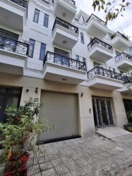 mới xây Vuông 4 tầng 55m2, Đ.6m Thạnh Lộc 26 Q12