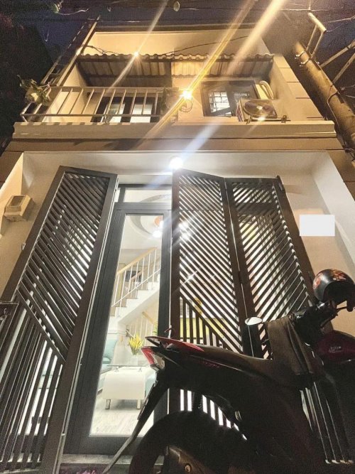mới xây 2T 26m2, Vuông Quang Trung QV