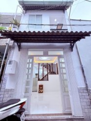 Nhà 2T sàn 40m2, Vuông Nguyễn Văn Khối QV