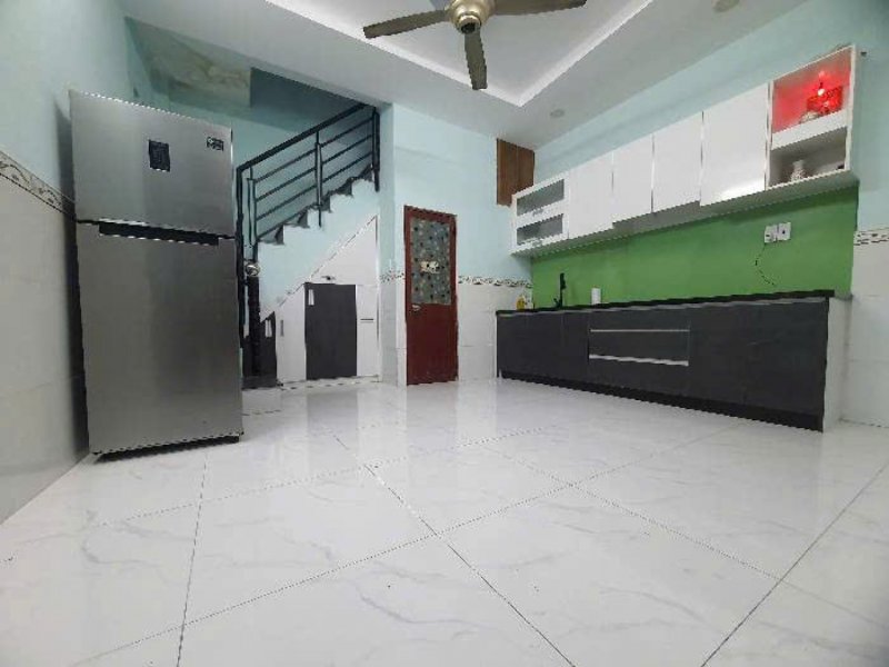 Nhà 3T 20.3m2 Ni Sư Huỳnh Liên Q10
