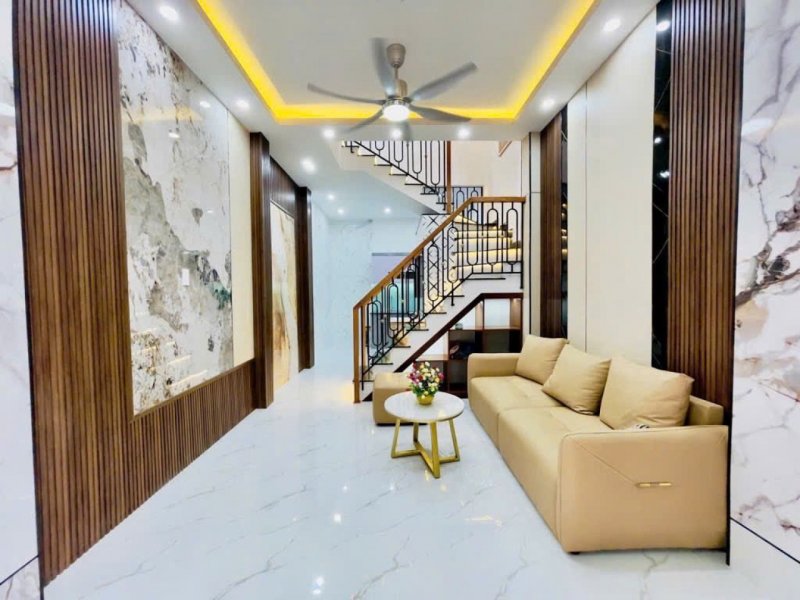 nhà mới 2 tầng rõ ràng nội thất 21m2, Vuông Đỗ Thúc Tịnh GV