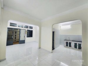 Chung cư Lầu 2 Phan Văn Trị 63m2 3PN Bình Thạnh