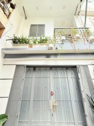 nhà mới 2 tầng 28m2 Xô Viết Nghệ Tĩnh BT