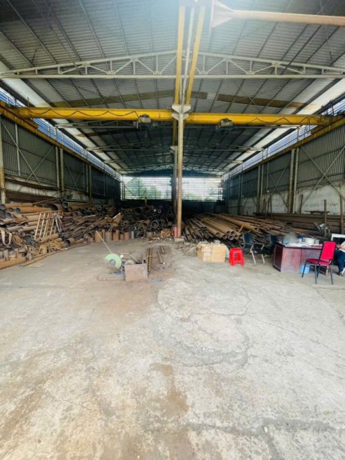 giảm sâu 2 tỷ! Nhà xưởng MT Đường xe tải 650m2, Vuông An Phú Đông 12 Q12