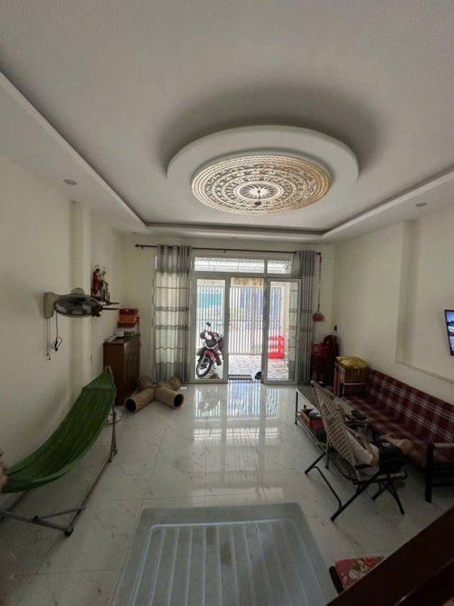giảm sâu 400tr! Nhà Vuông 3 tầng, Đ. 7m, 92m2 Thạnh Lộc 22 Q12
