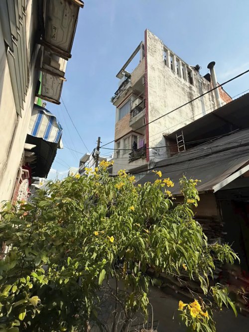 Giảm sốc 500tr! Nhà Vuông 6T HXH 107m2 Hoàng Xuân Nhị TP