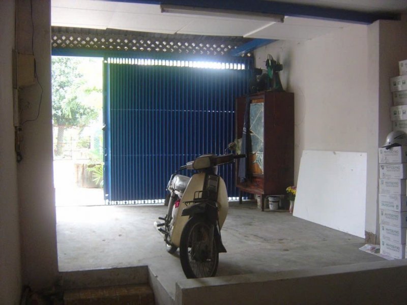 nhà C4 HXH 82m2, gần mặt tiền - Nguyễn Duy Cung GV