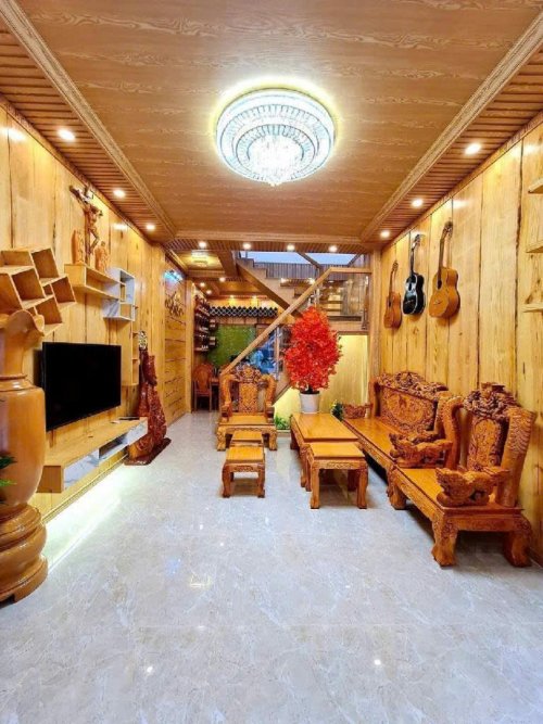 Nhà ốp Gỗ 2T hẻm xe hơi 40m2, Vuông Đ. số 2 QV