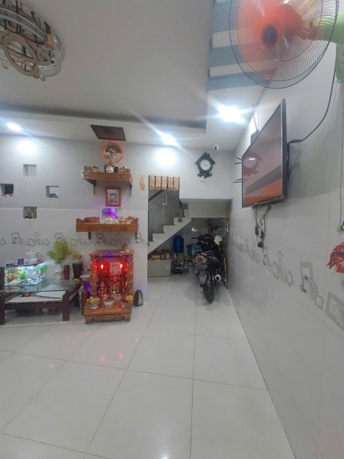 Giảm sốc 450tr! Nhà SHR Vuông 3 tầng 25m2 Quang Trung Gò Vấp