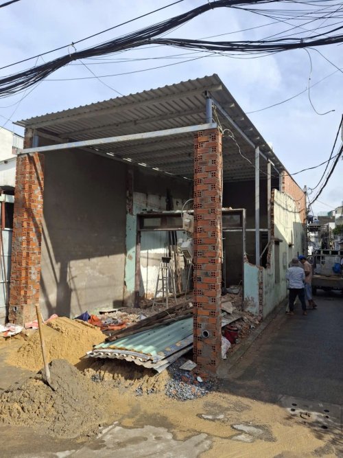 Nhà 2 mặt thoáng sổ hồng riêng hẻm xe hơi né 100m2 Lê Thị Riêng Quận 12