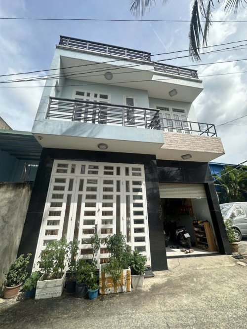 Nhà Vuông SHR 2T hẻm xe hơi né 109m2 Thạnh Xuân 52 Quận 12