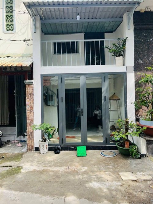 Nhà Vuông sổ hồng riêng 2 tầng hẻm XH né 36m2 Đường Số 1 Bình Tân