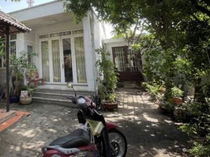 Nhà 2 mặt thoáng SHR Đ.9m 236m2 Trần Thị Bốc Hóc Môn