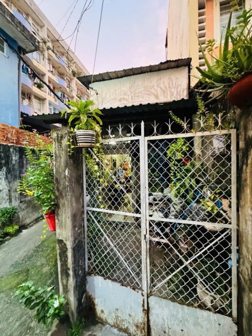 Nhà lô góc sổ hồng riêng 10m ra hẻm xe hơi 46m2 Phan Văn Trị Bình Thạnh
