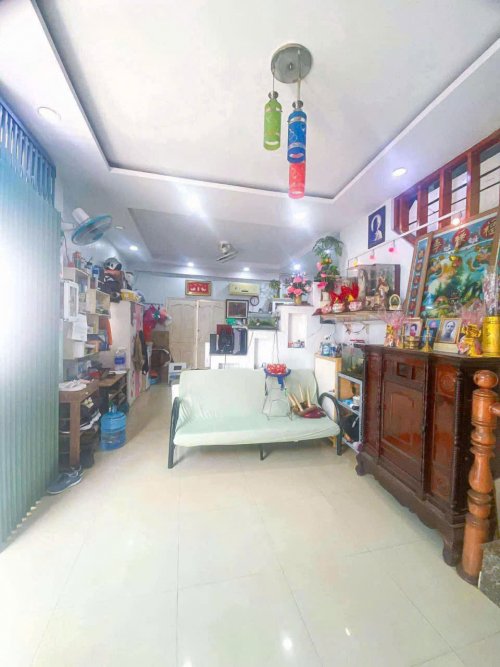 Nhà SHR 2T 38m2 Cách Mạng Tháng Tám Quận 3