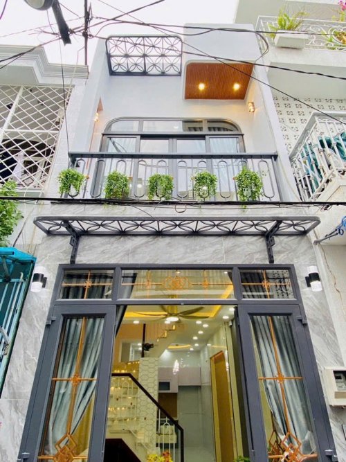 L1552 sát Quang Trung Phạm Văn Chiêu SHR, Vuông, 2T, 3x9m