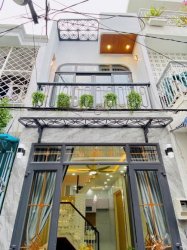 L1552 sát Quang Trung Phạm Văn Chiêu SHR, Vuông, 2T, 3x9m