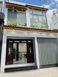 L1561 gần CV Làng Hoa Gò Vấp, sổ hồng riêng, hậu nở, hẻm XH, 2 tầng, 5x11m, 5.x tỷ