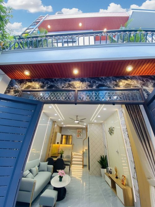 L1583 gần UBND phường Gò Vấp, SHR, Vuông, 3 tầng, 4x8m, 4.x tỷ