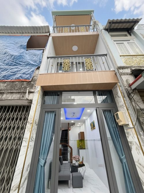 L1649 Ni Sư Huỳnh Liên Tân Bình, sổ hồng riêng, Vuông, 3 tầng, 2.3x7.3m, 2.x tỷ