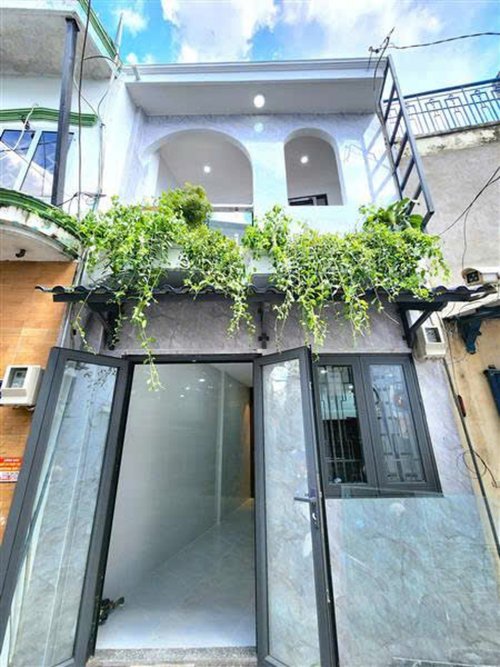 L1655 Giảm 120tr! sát Vincom Plaza Quang Trung GV, sổ hồng riêng, Vuông, 2 tầng, 3.3x7m, 2.x tỷ