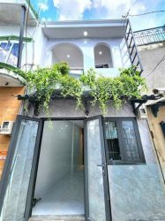 L1655 Giảm 120tr! sát Vincom Plaza Quang Trung GV, sổ hồng riêng, Vuông, 2 tầng, 3.3x7m, 2.x tỷ