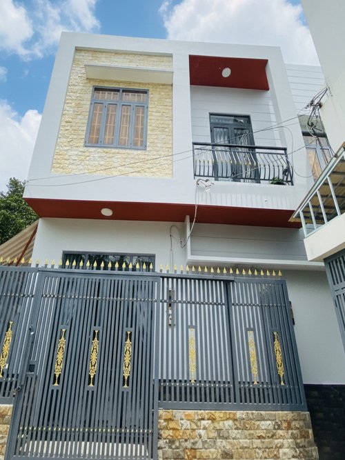 K1682 sát chợ An Nhơn GV, sổ hồng riêng, Vuông, hẻm XH, 2 tầng, 5.7x15m, 5.x tỷ