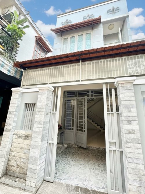 L1731 Giảm 100tr! sát Ngã tư Hàng Xanh, SHR, Vuông, 2 tầng, 3.8x19m, 5.x tỷ
