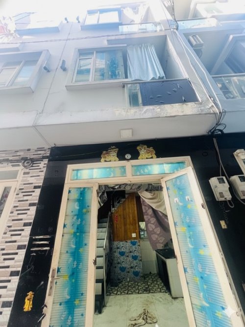 L1737 Nhà 3 tầng Thạnh Xuân 52 Q12, Vuông, 9xx tr