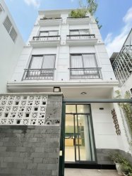 H1770 sát ngã tư Hàng Xanh, sổ hồng riêng, nở hậu, 4T, 5.1x9.3m, 7.x tỷ