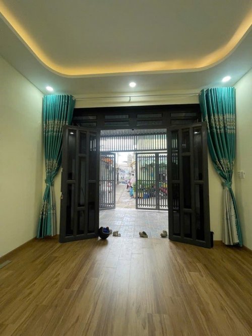 O1804 Giảm 150tr! gần CV Phần Mềm Quang Trung, SHR, Vuông, 4.2x17m, 2.x tỷ