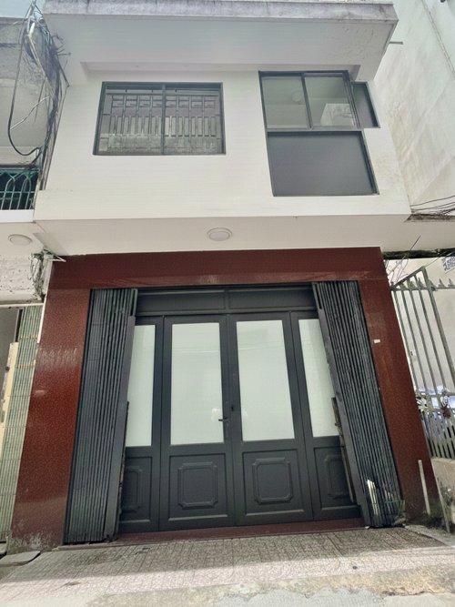 H1806 Giảm 500tr! Tầng trệt công chứng Pasteur sát NH nhà nước, sổ hồng riêng, Vuông, 3.8x11m, 9.x tỷ