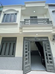 K1838 nhà Bùi Quang Là Gò Vấp, SHR, Vuông, hẻm xe hơi, 5x4m, 3.x tỷ x nhỏ