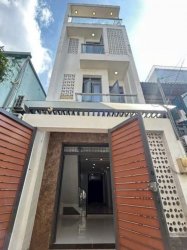 O1882 nhà Trần Bình Trọng Bình Thạnh, sổ hồng riêng, Vuông, hẻm xe hơi, 7.x tỷ