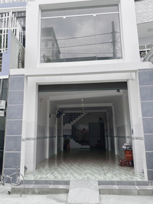 D1895 nhà mặt tiền Thới An 19 Q12, sổ hồng riêng, Vuông, 4.5x12m, 5.x tỷ