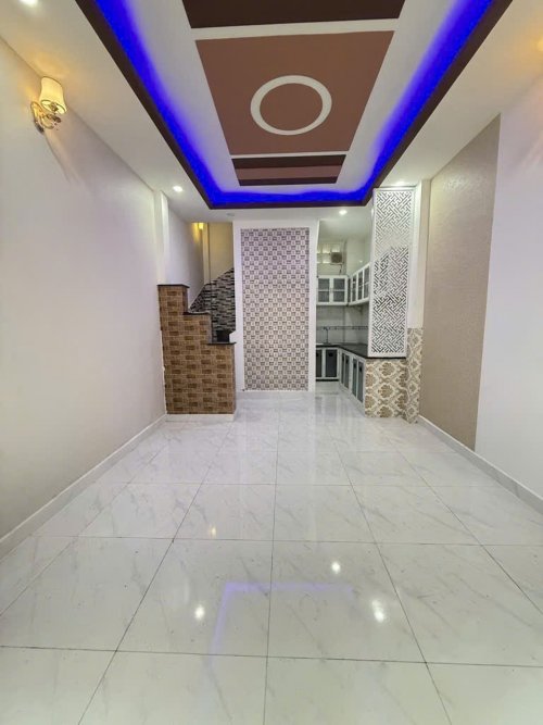 D2075 nhà Nguyễn Văn Nghi GV, sổ hồng riêng, Vuông, 3T, 3.x tỷ